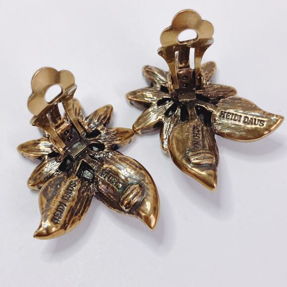 Signed Heidi Daus Pink Swarovski Crystal & Faux Amber Floral Clip On Earrings - Picture 9 of 12